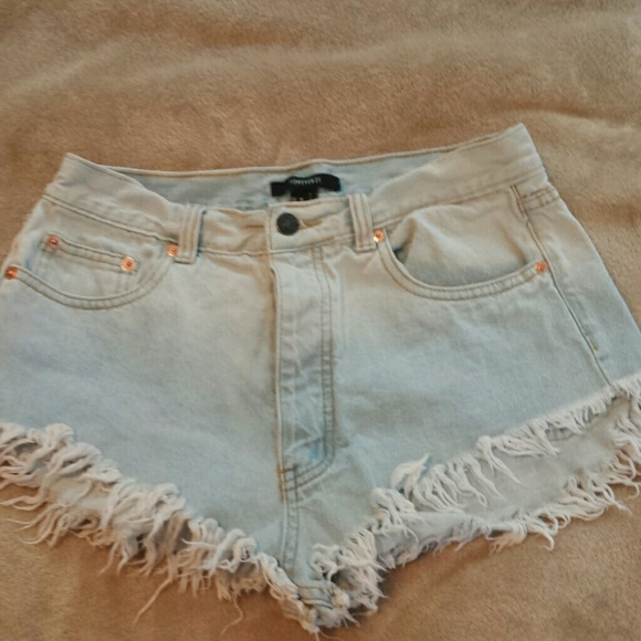 High waisted cut off shorts