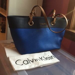 Calvin Klein blue purse