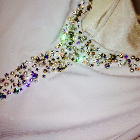 Custom Gregory Ellenburg Designs White Gown - Picture 4 of 4