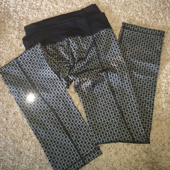 LULULEMON TRI GEO STRAIGHT UP PANTS