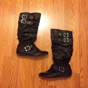 Black Leather Boots😍