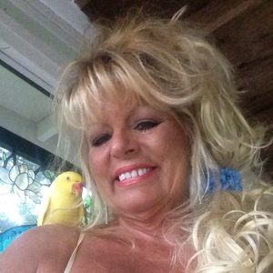 Meet your Posher, Diane