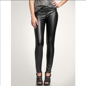 Faux leather pants/legging