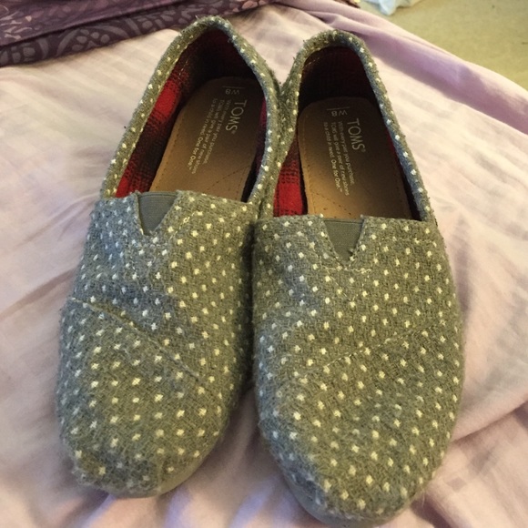 Toms