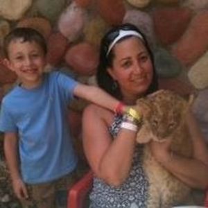 Meet your Posher, Dana