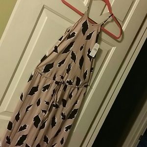 Knee length dress, tie front