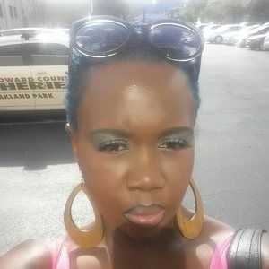 Meet your Posher, Browngirl