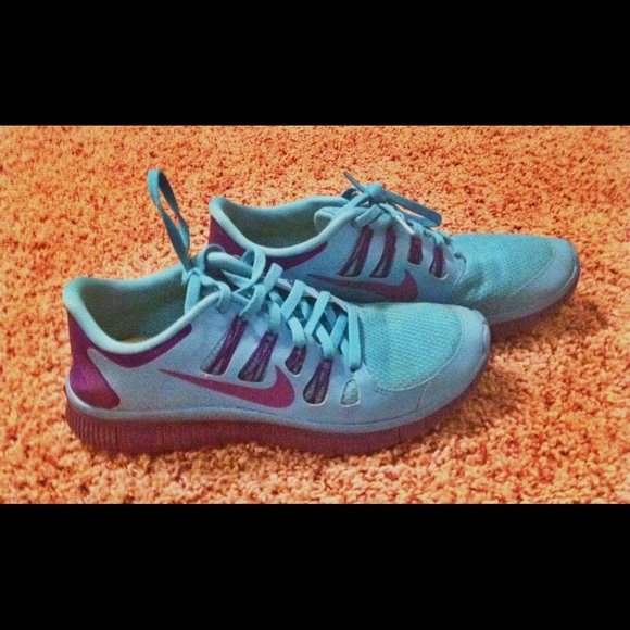 💙 NIKE RUNNING SHOES 💙