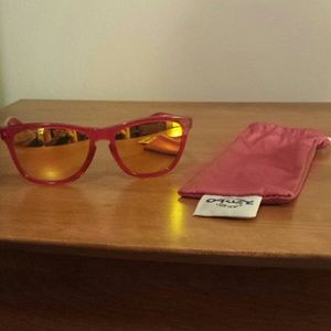 Oakley Frogskin Sunglasses