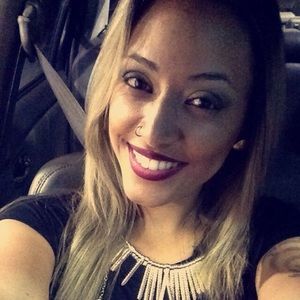 Meet your Posher, Jessenia