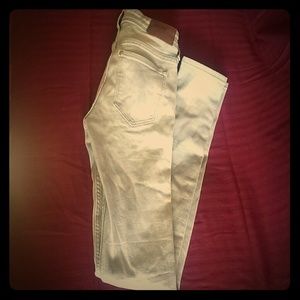 Light gray skinny jeans