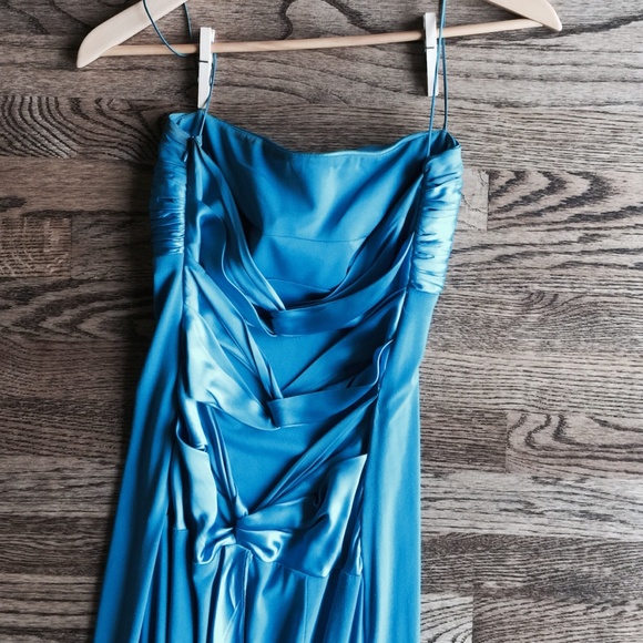 Homecoming - Blue formal dress, floor length - Picture 2 of 4