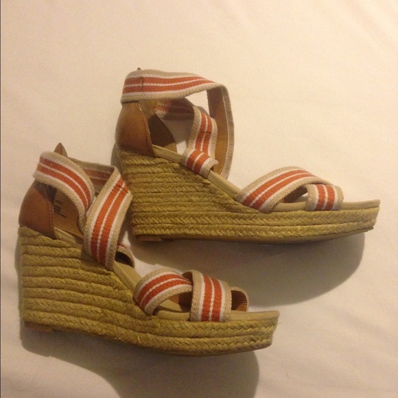 Shoes - Picture 2 of 2