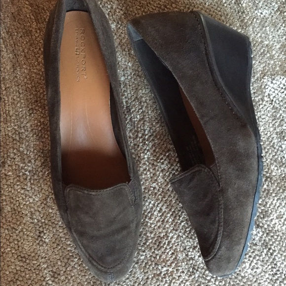 Rockport Brown leather wedge pumps