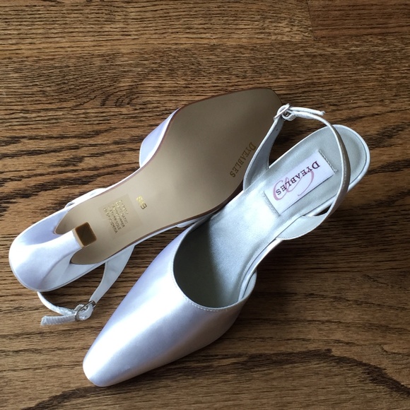 Bridal dress and accessories - Picture 4 of 6