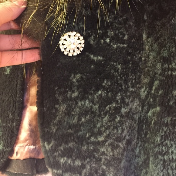 Super stylish coat with a real fur collar - Picture 3 of 4