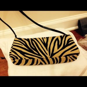 Cute Kate spade tiger print small purse