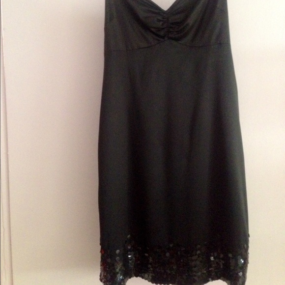 GUESS COCKTAIL DRESS 👠 - Picture 2 of 3