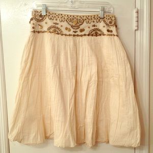 BCBG maxazria cream skirt NWT