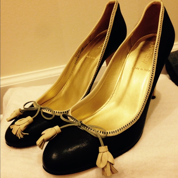 Like new J Crew black and cream pumps