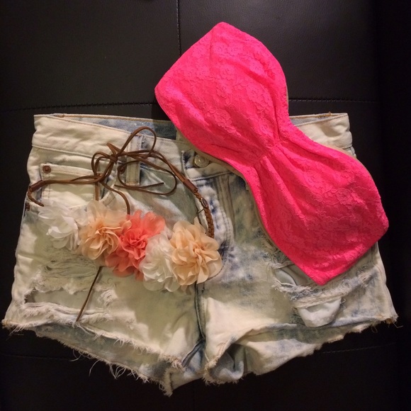 VS PINK unlined bandeau in hot pink