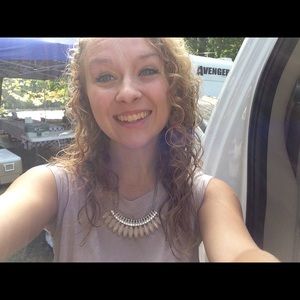 Meet your Posher, Dani
