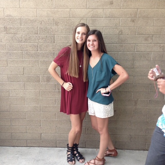 Meet your Posher, Elizabeth - Picture 1 of 1