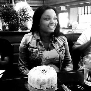 Meet your Posher, Jasmine