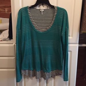 Splendid! Size Medium