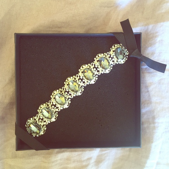 Silver jeweled jewelmint bracelet