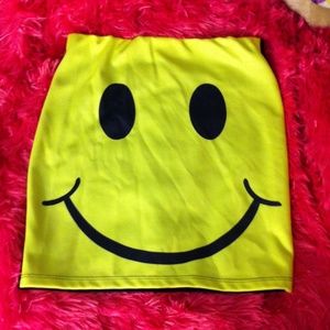 Smiley face skirt💕