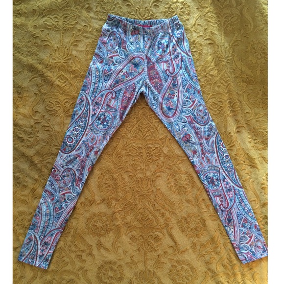 Colorful paisley leggings