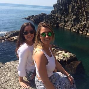 Meet your Posher, Casey