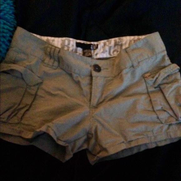 Fox olive green shorts