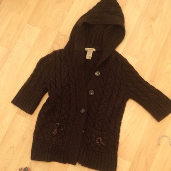 One clothing sweater