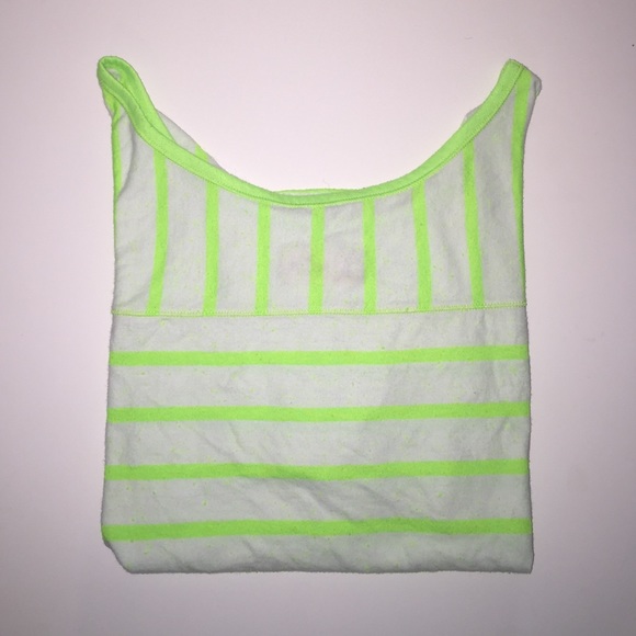 Hollister Tops - Hollister Crop Top ⚡️