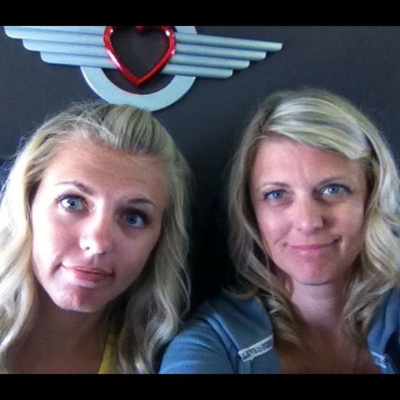 Meet your Posher, Stephenie - Picture 1 of 1