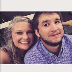 Meet your Posher, Courtney