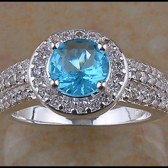 Gem Stone King 3.11 Cttw Sky Blue Simulated Aquamarine and  NEW 925 STERLING SILVER WOMAN BLUE AQUAMARINE RING