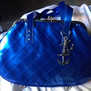 Lux-de-ville royal blue purse