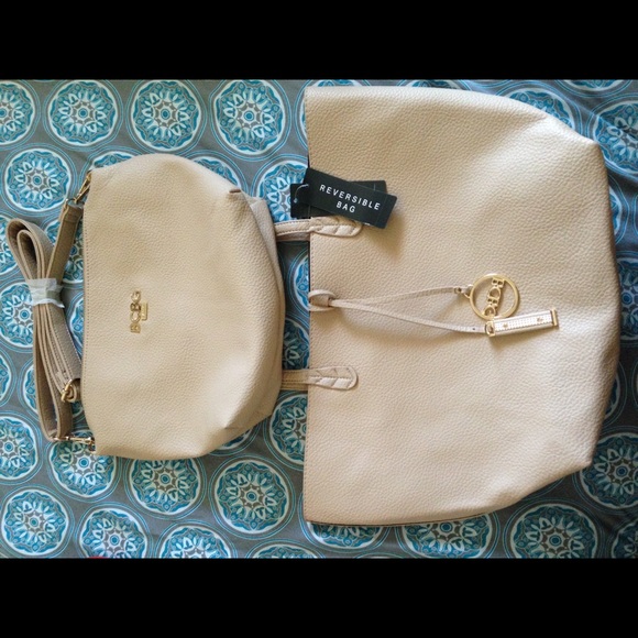 BCBG Handbags - ❤️ BCBG Tan Cross Body & Shoulder Bag❤️