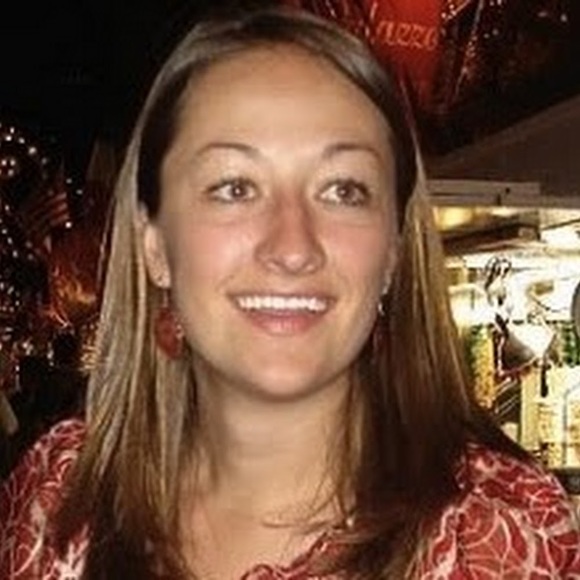 Meet your Posher, Stephanie - Picture 1 of 1