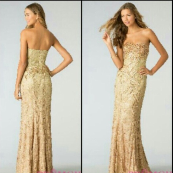 Prom gown