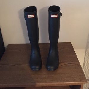 Hunter original tall matte black rainboots