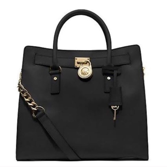 LOOKING FOR ONE 💕✨✨✨✨