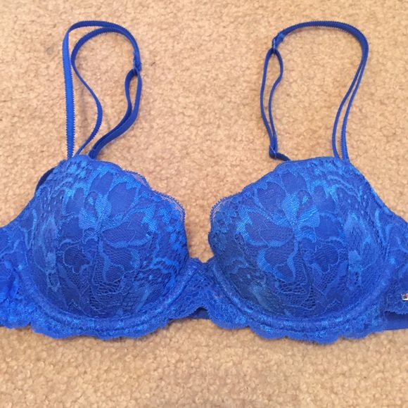 NWOT Victoria's Secret PINK The Date Bra