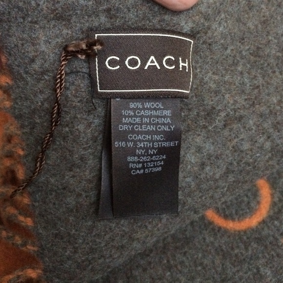 Coach soft. cashmere scarf - Picture 2 of 3