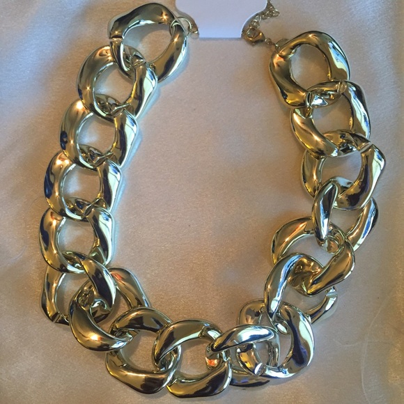 ✨ Statement Necklace ✨ - Picture 2 of 2