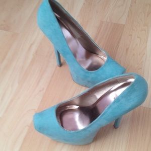 Mint green high heel