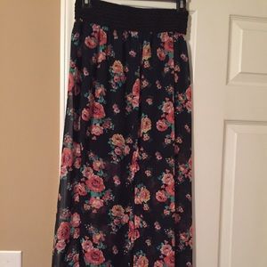 Cute maxi skirt